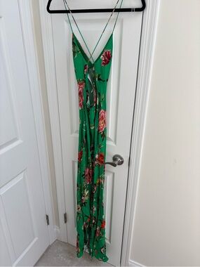 bloomingdales green dresses Bloomingdale's | | Aqua Vneck Velvet Gown In Hunter Size 4 New Wtag Our Best Sellers